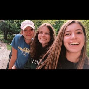 Meet your Posher, Abbie